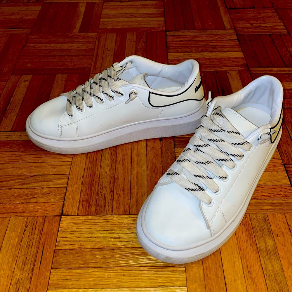 Alexander MqQueen Unisex Shoes